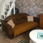 L'echoppe Rochelaise Nyaraló *
